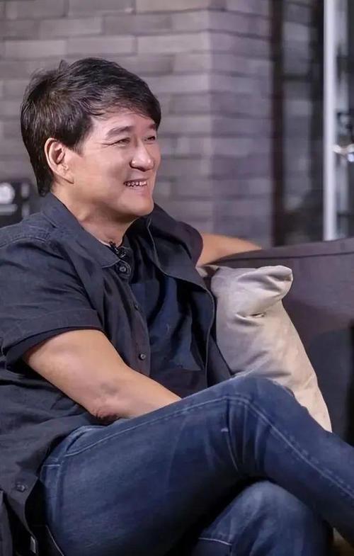 2025澳门天天彩开奖结果查询表和周华健儿子结婚与周华健儿子结婚照片和结婚照